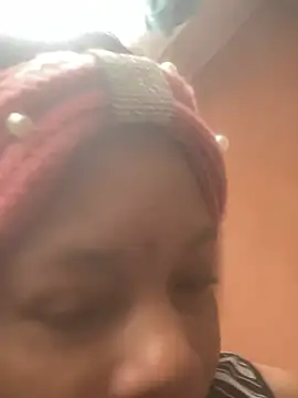 NAUGHTYSHALOTXX online show from April 22, 12:13 pm