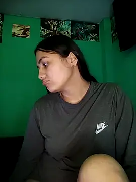 Nahiara velez online show from June 28, 2:07 am