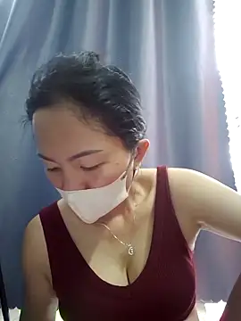 Baby-sexytits18 online show from September 24, 1:15 am