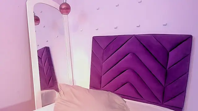 Isabellsmmith online show from September 27, 8:27 pm