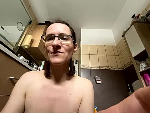 Milky hairy mommy online show from January 13, 10:52 am