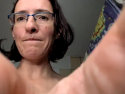 Snapshot of Milky_hairy_mommy chatting on September 15, 6:59 pm Milky hairy mommy online show from September 15, 6:59 pm