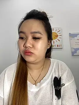 Odette68 online show from November 8, 12:15 am