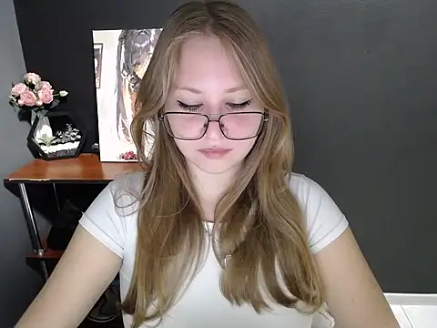 Snapshot of lady_minx chatting on October 11, 7:57 am lady minx online show from October 11, 7:57 am