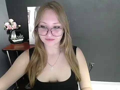 Snapshot of lady_minx chatting on October 17, 7:55 am lady minx online show from October 17, 7:55 am