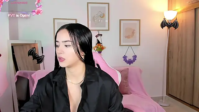 Veronica isaza   online show from October 15, 1:14 pm