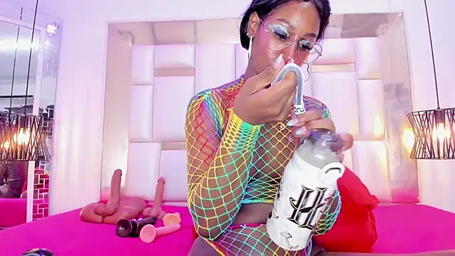 BritneyVega online show from February 27, 2:33 am