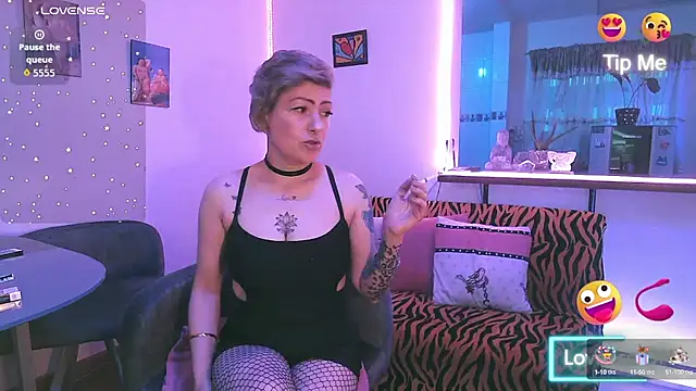 Snapshot of Maria_fernandaxxx_ chatting on October 16, 1:47 pm Maria fernandaxxx online show from October 16, 1:47 pm