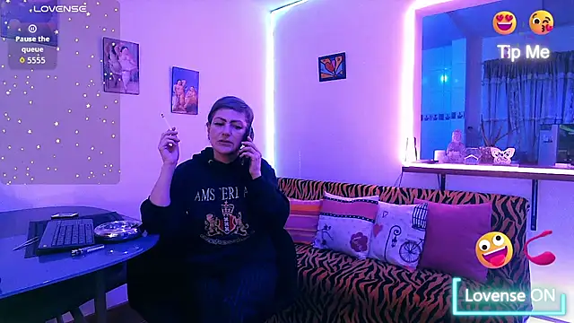 Snapshot of Maria_fernandaxxx_ chatting on October 3, 4:06 am Maria fernandaxxx online show from October 3, 4:06 am