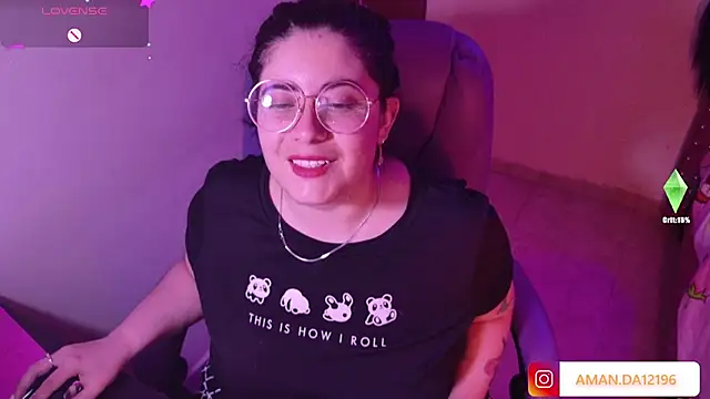Snapshot of Azamy-12 chatting on October 11, 6:29 am Azamy-12 online show from October 11, 6:29 am
