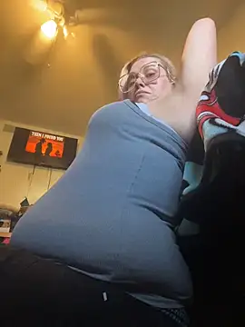 Lalalynn online show from February 11, 8:43 pm