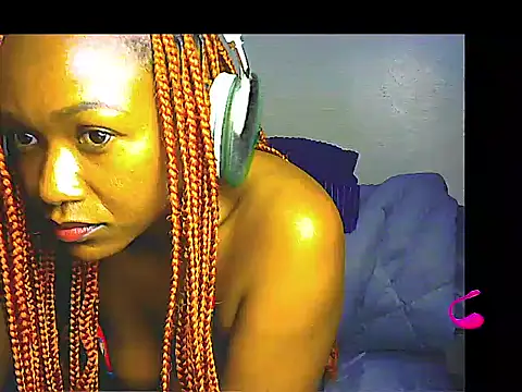 lilylovexx online show from December 5, 4:12 am