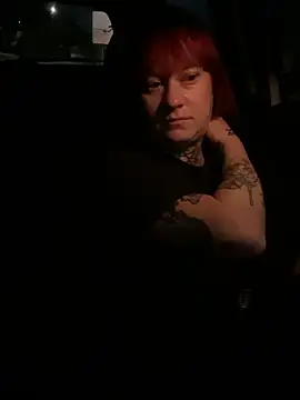 poussichienne online show from June 20, 2:26 am
