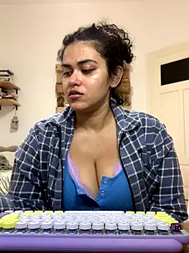 Curvydesifromgermany online show from September 23, 2:37 pm