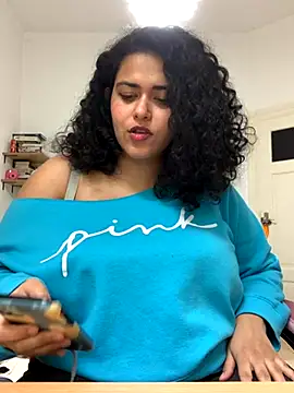 Curvydesifromgermany online show from October 9, 12:42 pm