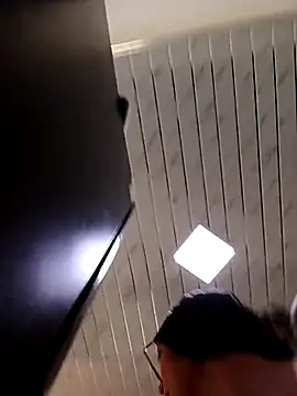 -VICKKY online show from November 3, 2:10 pm