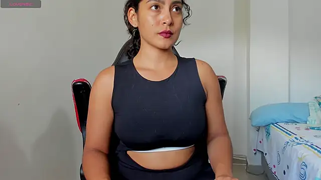 sofiaparker8 online show from June 11, 9:00 pm