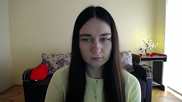 Pretty shy online show from April 17, 8:38 am