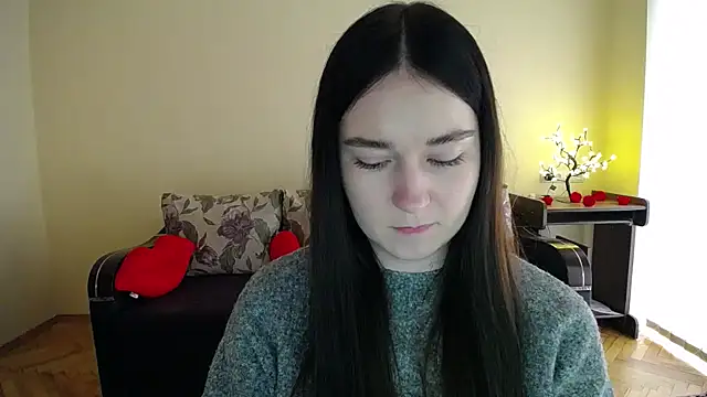 Pretty shy online show from April 1, 9:54 am