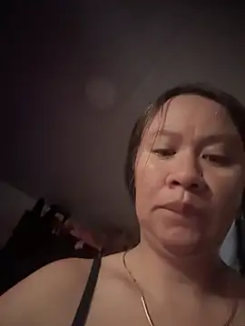 Emiily lee online show from March 29, 1:54 pm