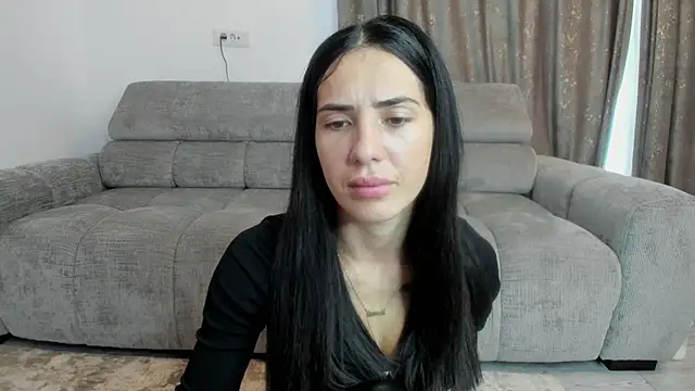 Snapshot of Emmapmg chatting on October 1, 10:31 am Emmapmg online show from October 1, 10:31 am