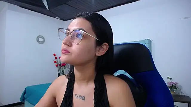 kathe-mills235 online show from February 4, 11:02 am