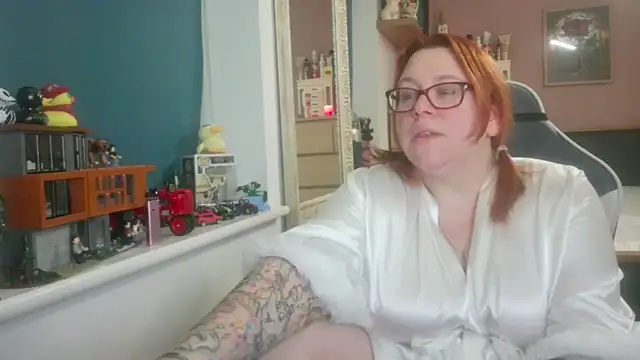 NikiDeeOfficial online show from February 20, 10:21 pm