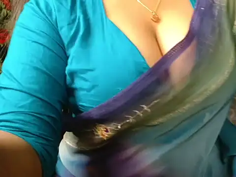 RaishaSEXY online show from July 18, 7:27 pm