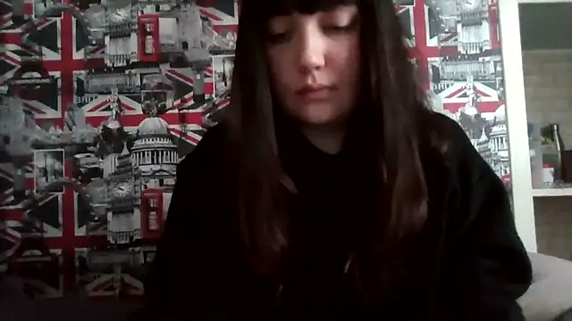 Lynylou online show from January 7, 12:52 pm