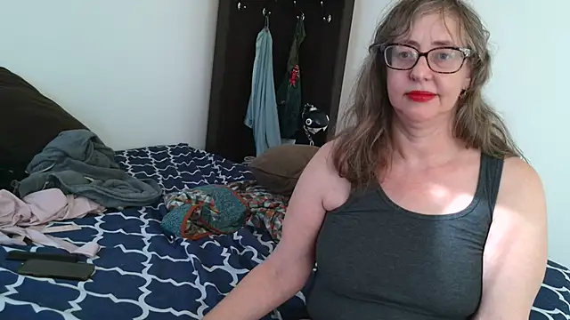 LilyLuscious online show from September 23, 4:27 pm