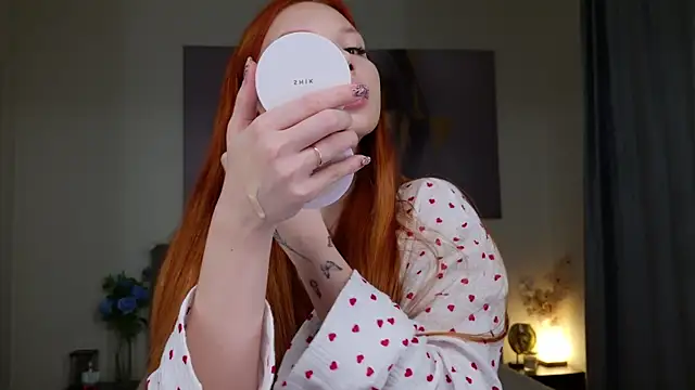 JudyWalkerr online show from September 28, 1:49 pm