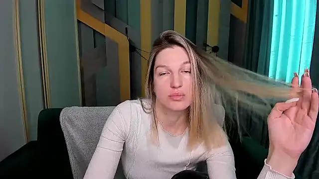 EmilyWalkeri online show from January 12, 7:57 am