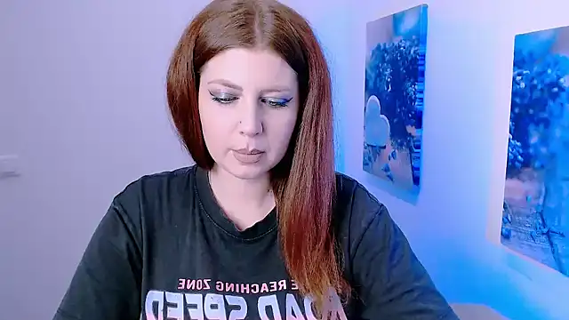 Lizzy Love online show from November 13, 8:19 pm