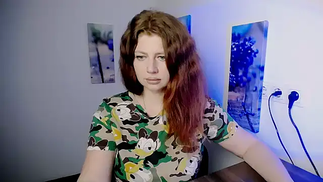 Lizzy Love online show from February 25, 9:08 am