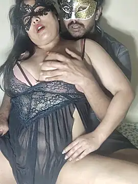 Cutehornycouples online show from July 4, 5:20 pm