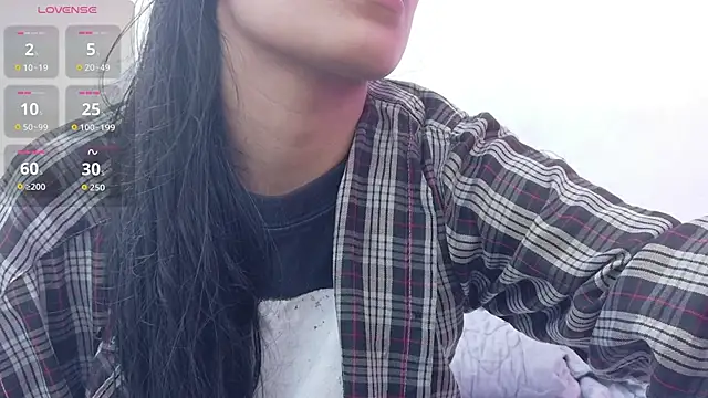 yourcuteneighbourr online show from October 28, 3:01 am