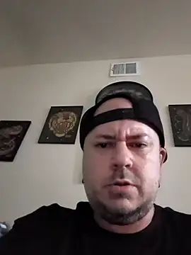 Snapshot of Tyrish361 chatting on October 31, 11:42 pm Tyrish361 online show from October 31, 11:42 pm