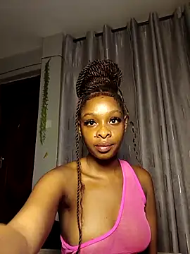 Yoyo   online show from April 14, 5:35 pm