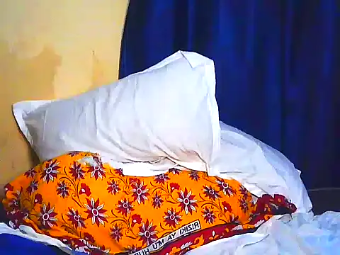 elukh4499 online show from April 17, 9:50 pm