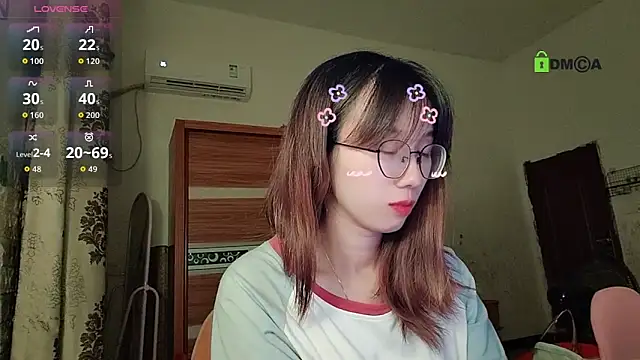 Lili 666 online show from September 13, 6:05 pm