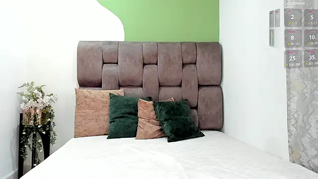 Miranda doll  online show from November 24, 12:18 pm