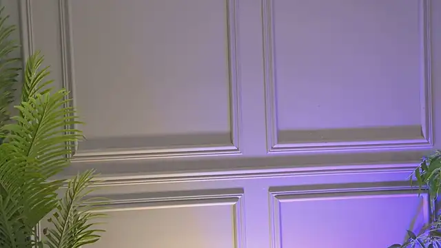 TrishaWinslet online show from November 30, 10:30 am