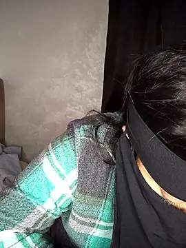 Narimane maroc online show from January 8, 3:10 am