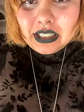 Snapshot of CrisyFerreira chatting on October 3, 7:30 pm CrisyFerreira online show from October 3, 7:30 pm