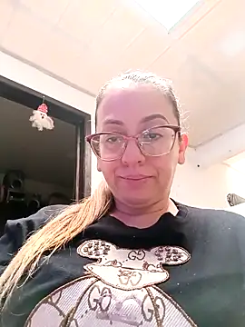 miss hanna07 online show from March 24, 9:42 pm