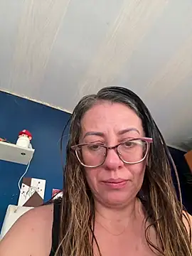 miss hanna07 online show from March 3, 4:57 pm