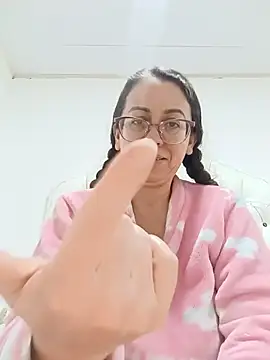 miss hanna07 online show from June 11, 2:53 am