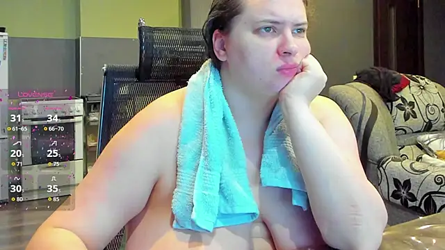 Snapshot of 1lindsey1 chatting on October 14, 3:31 am 1lindsey1 online show from October 14, 3:31 am