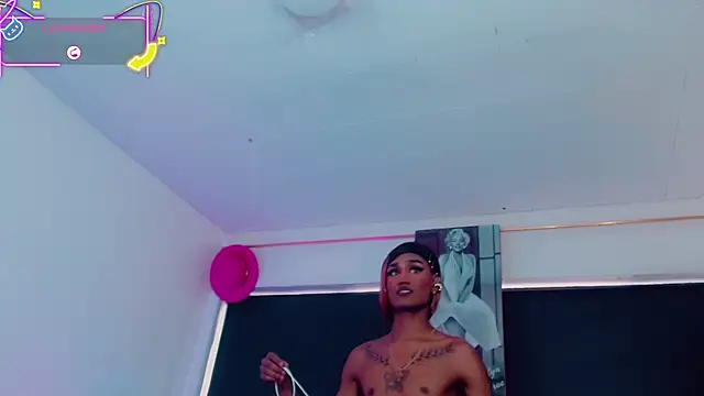 Kendall hornyy online show from June 15, 8:09 pm
