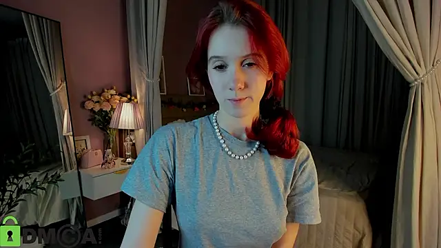 Dearly Emily online show from February 11, 5:25 pm